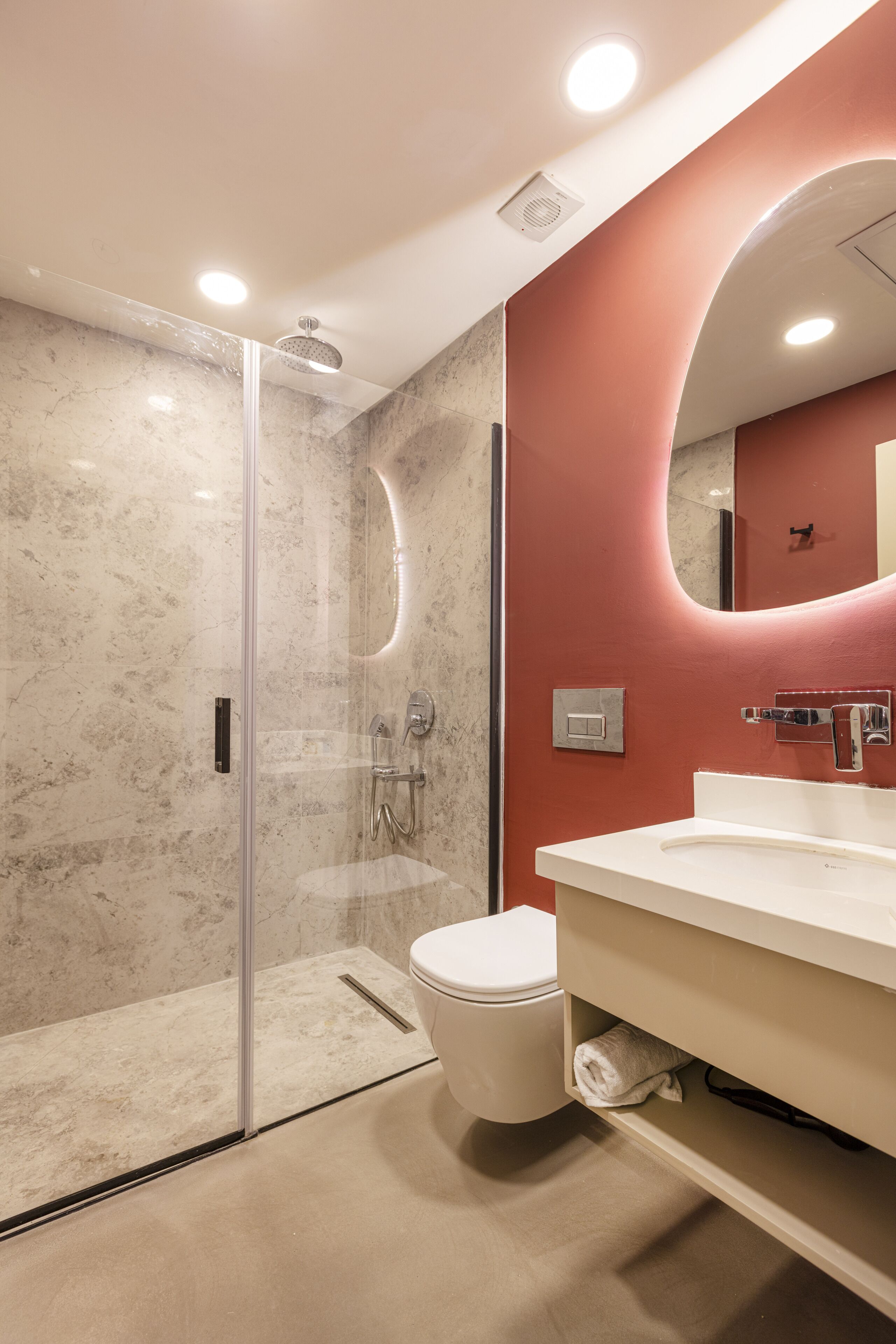 Lavie Otel Çesme