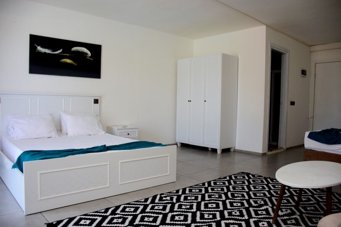 Levia Hotel