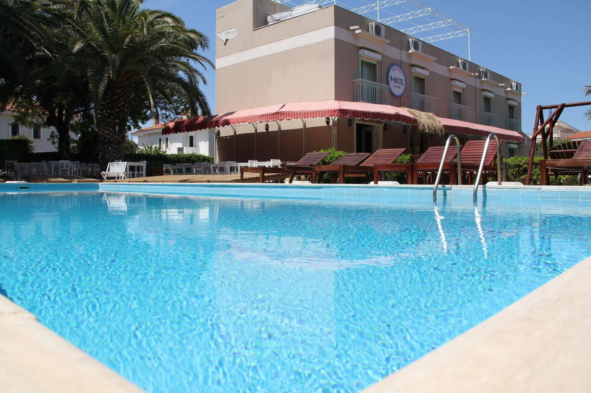 R+ Hostel