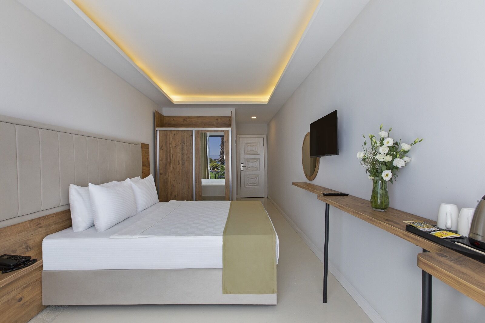 Enki Spinoza Thermal & Resort Hotel