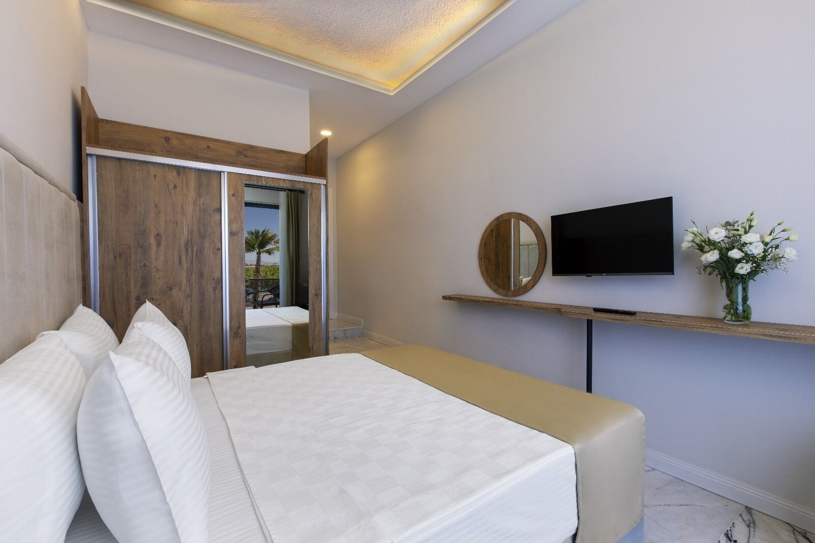 Enki Spinoza Thermal & Resort Hotel