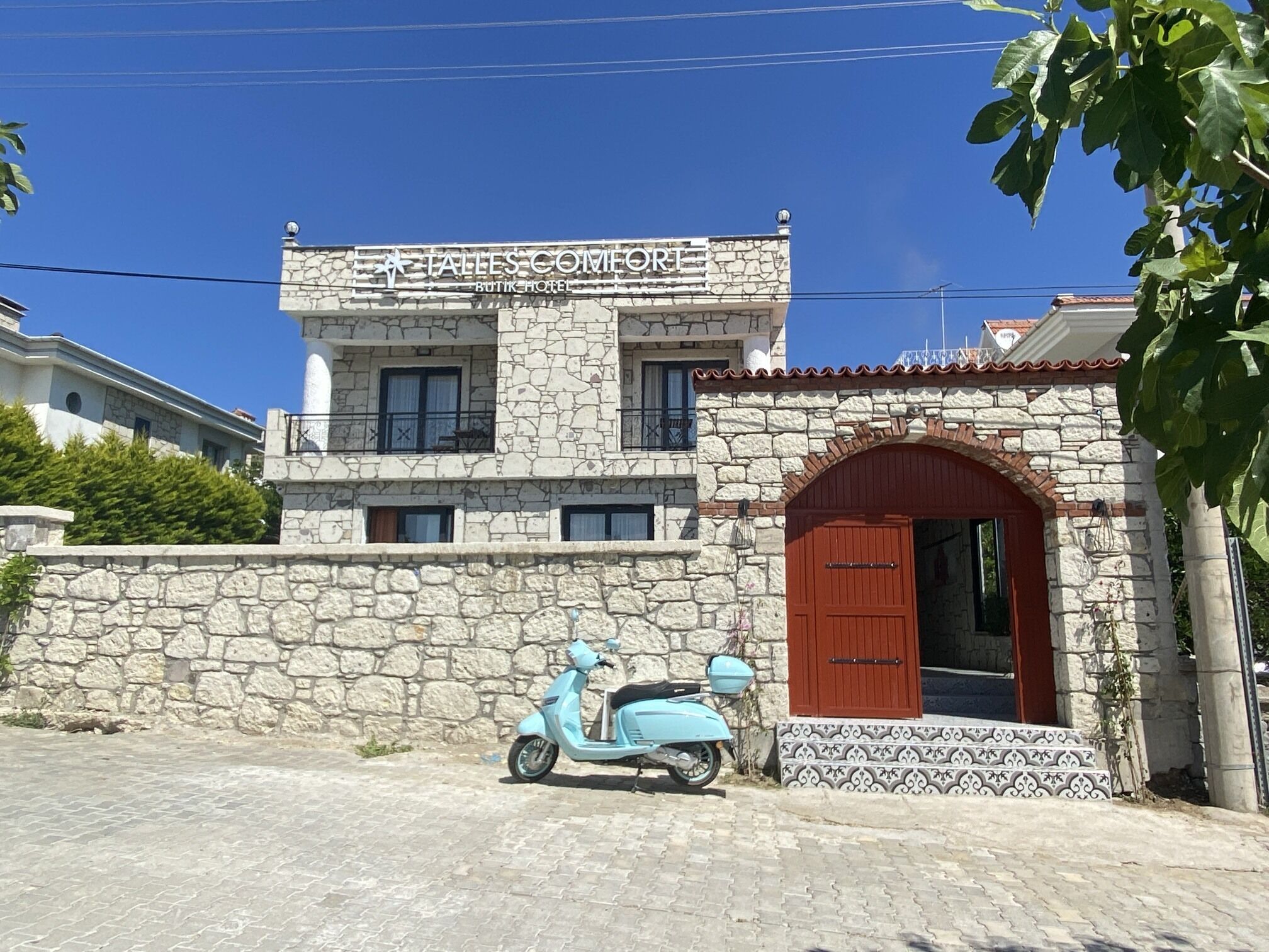 Talles Comfort Boutique Hotel