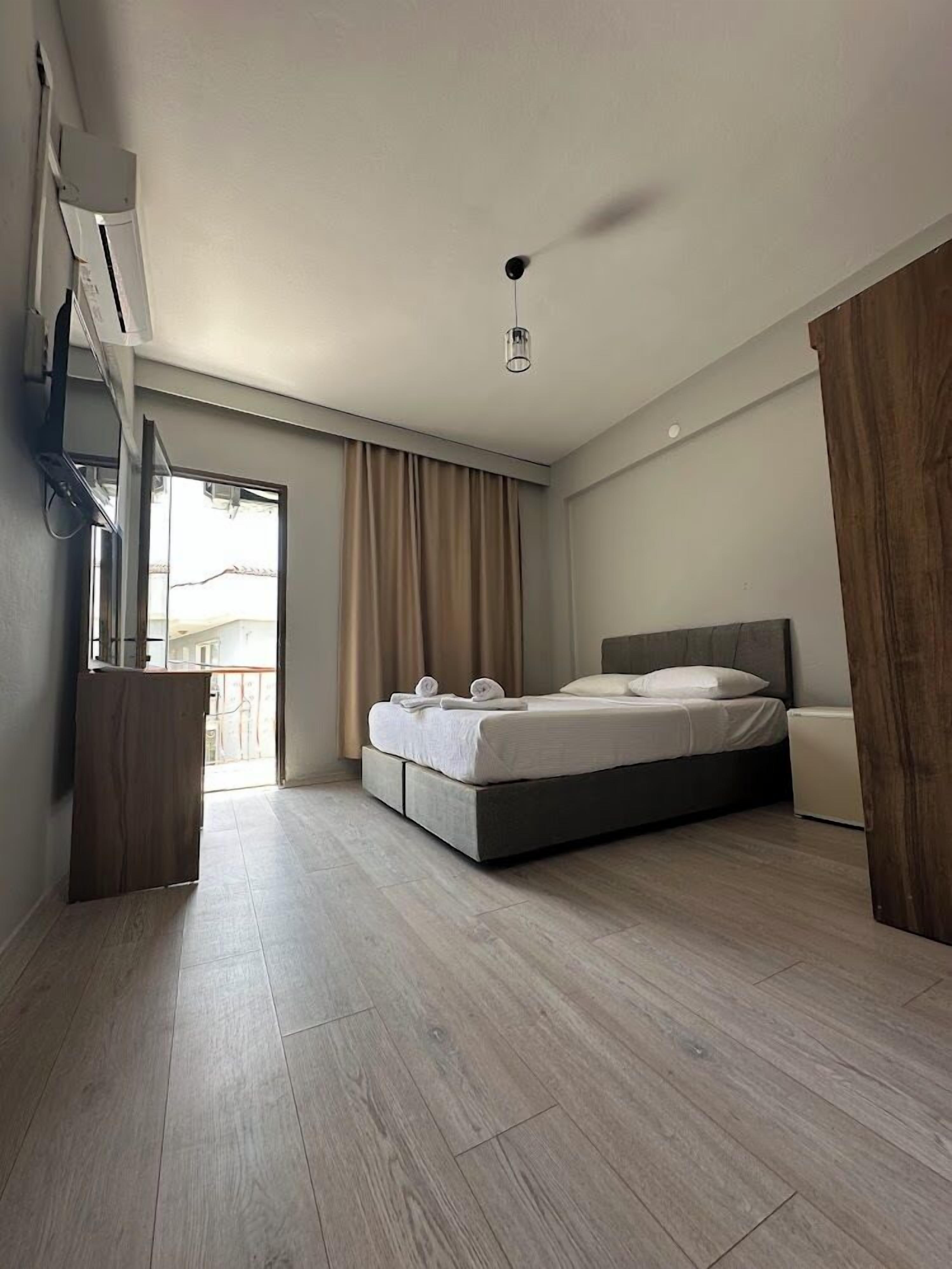 Viyana Otel