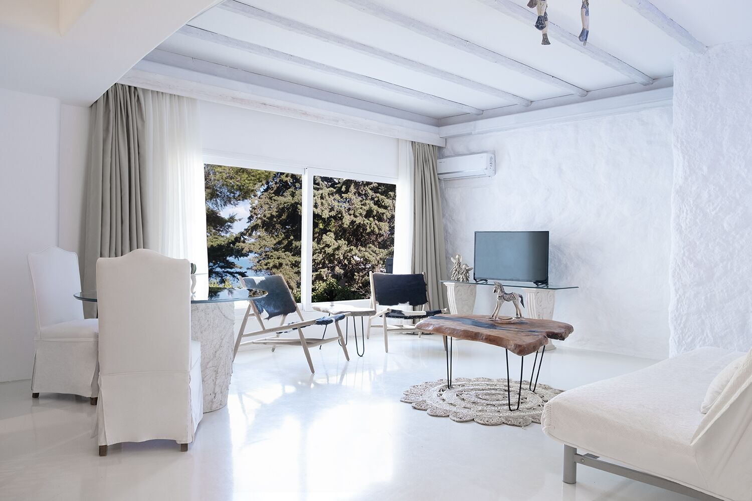 Yaso's Suites