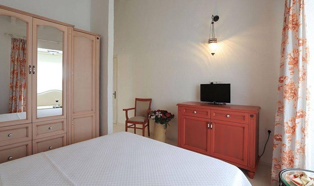 1850 Hotel