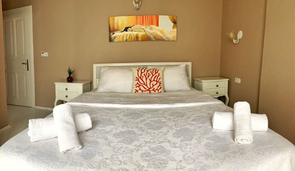 Maison D'Azur Boutique Hotel