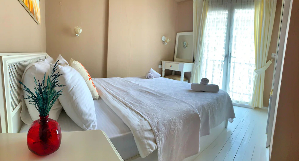Maison D'Azur Boutique Hotel