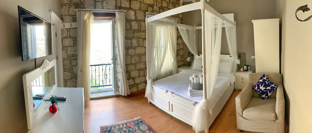 Maison D'Azur Boutique Hotel
