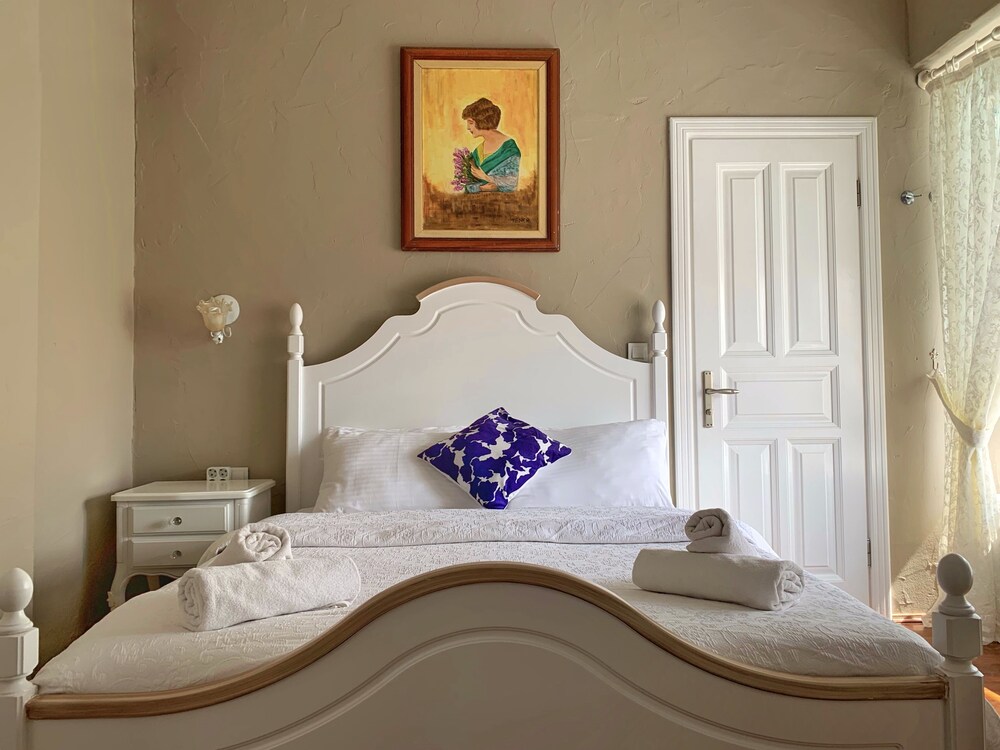 Maison D'Azur Boutique Hotel