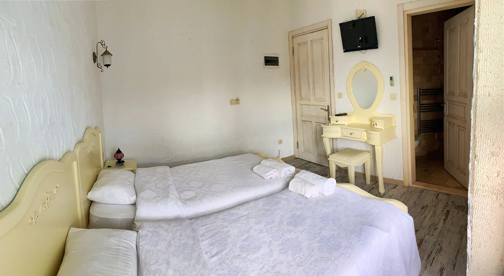 Maison D'Azur Boutique Hotel