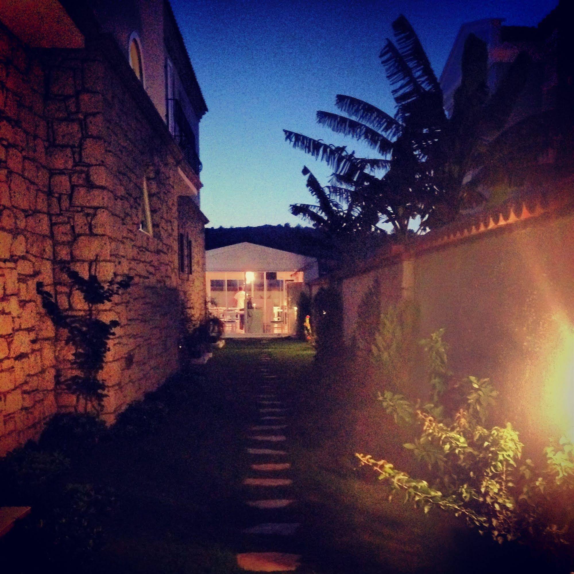 Yasemin Alacati Otel