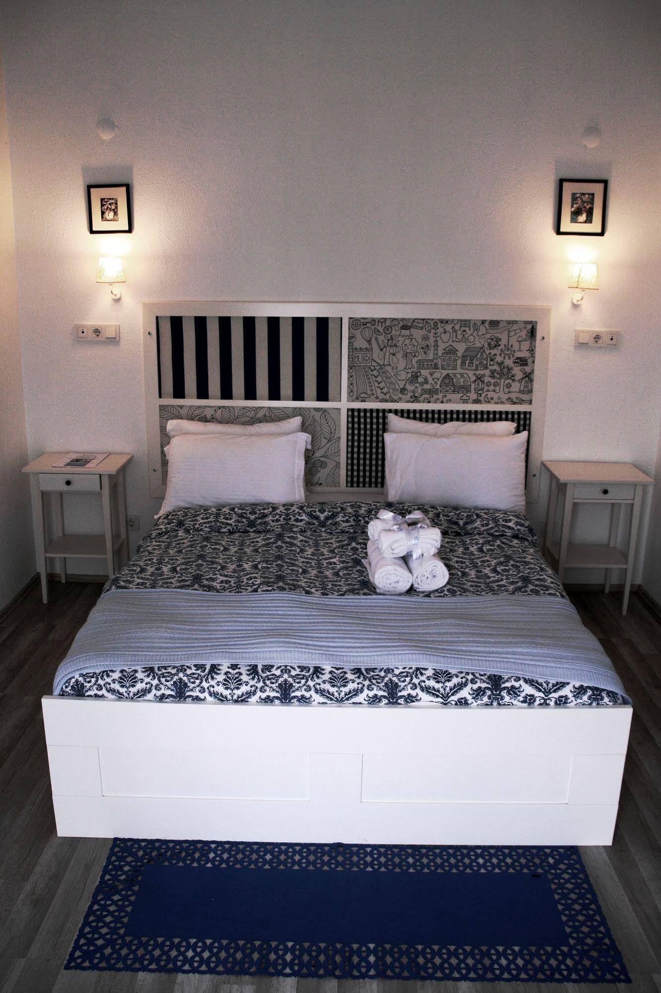 Yasemin Alacati Otel