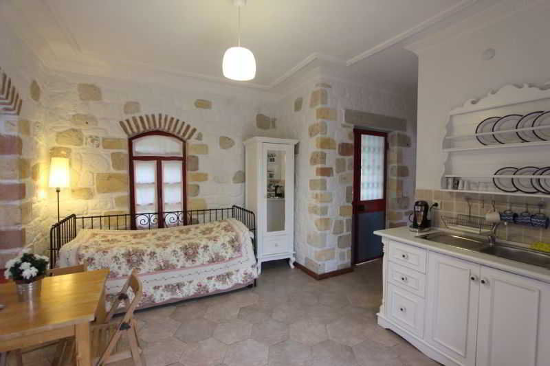Zeytin Konak Otel