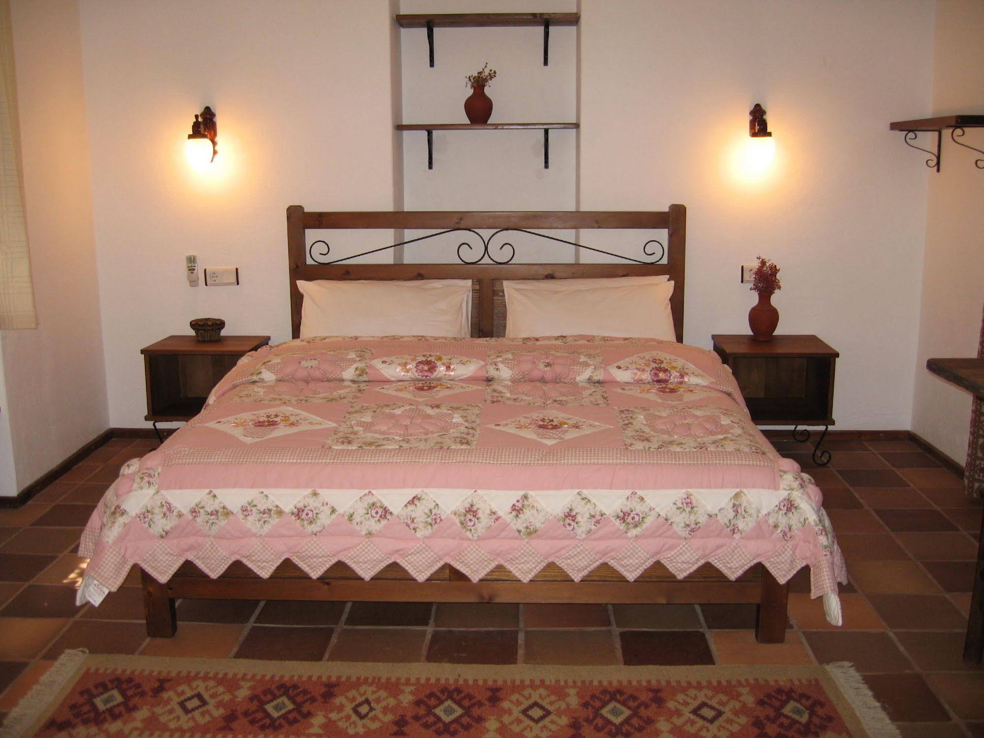 Hotel Happy Caretta