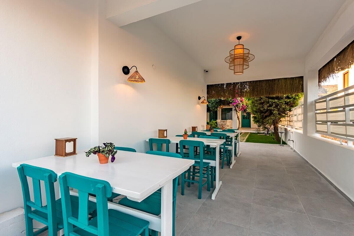 Avlu Butik Otel Palamutbuku
