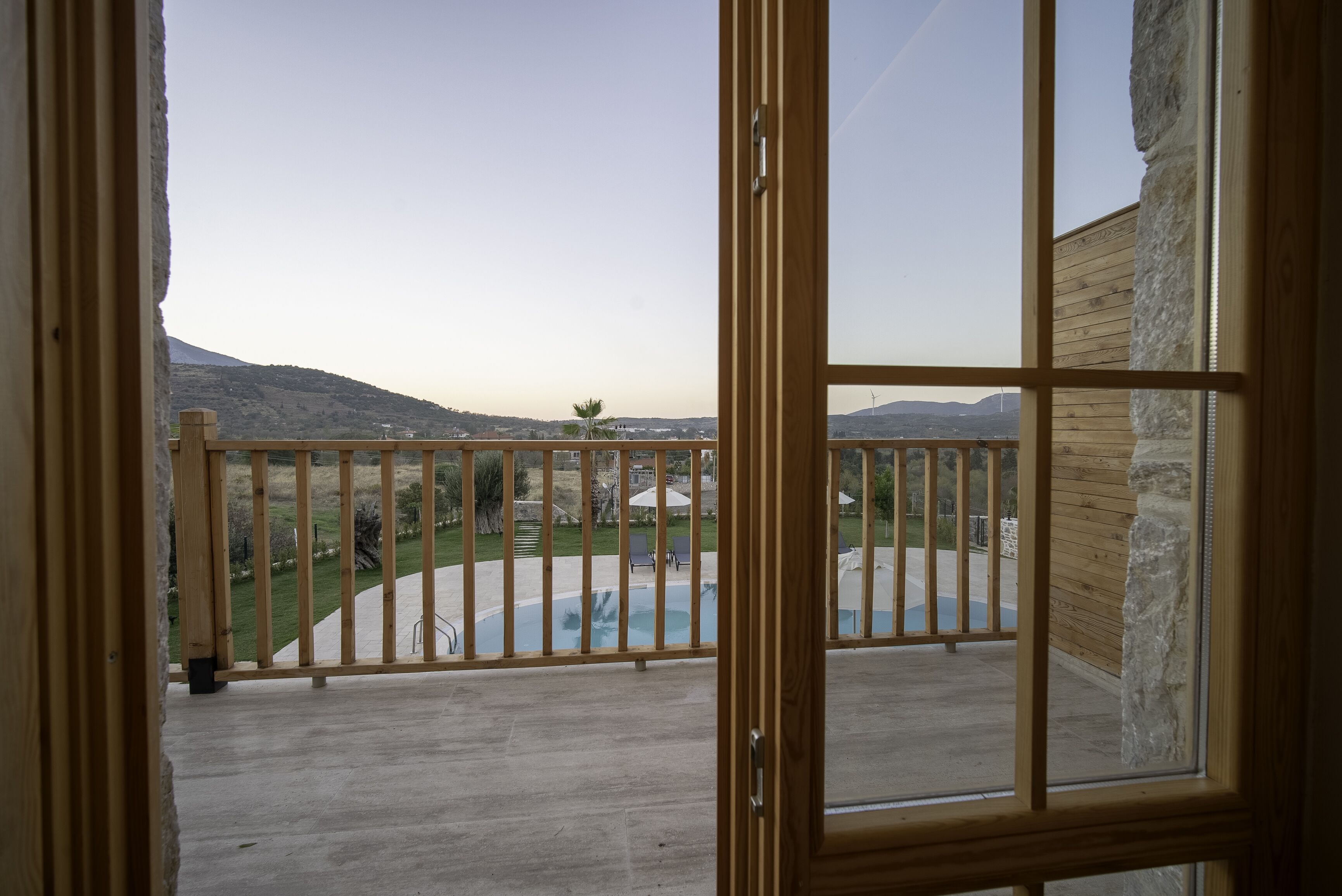 Zeyt Inn Hotel