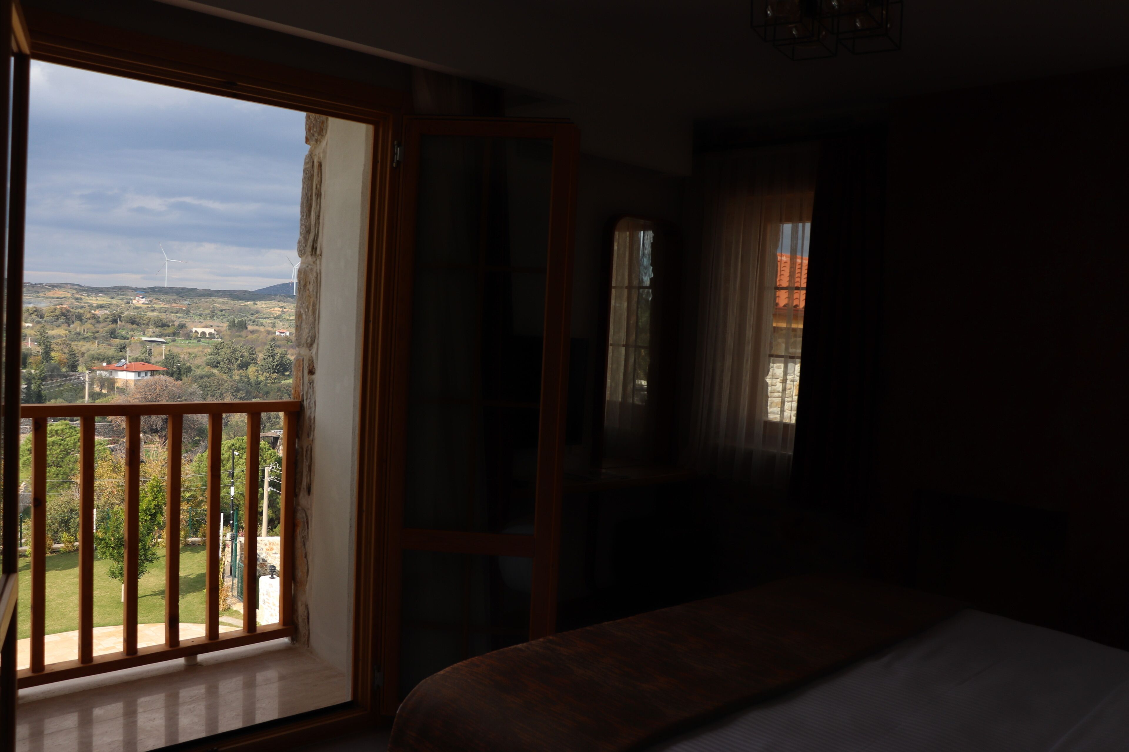 Zeyt Inn Hotel