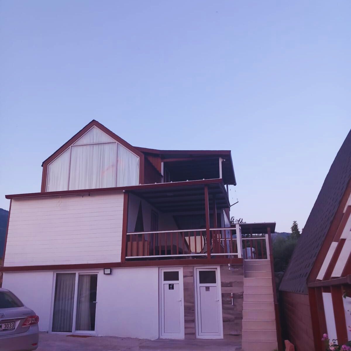 Bu Bungalow Hotel