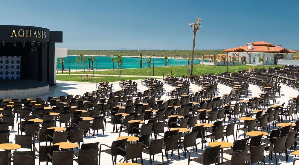 Aquasis De Luxe Resort & Spa