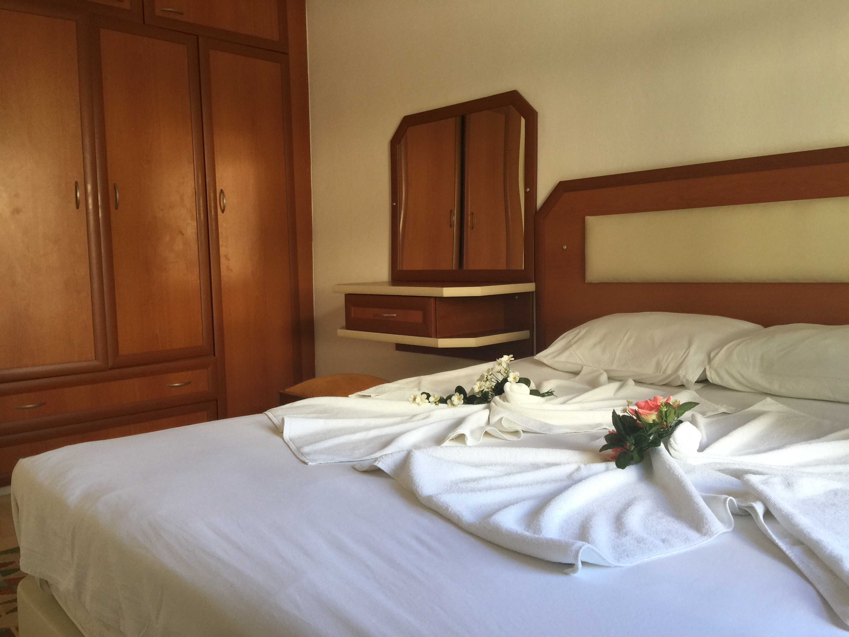 Dolunay Apartments