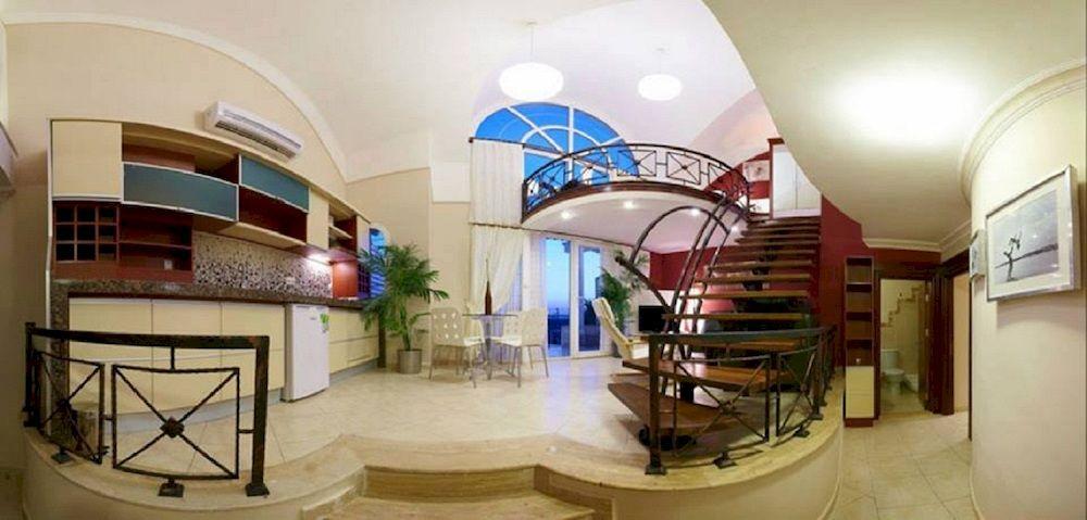 Seahorse Deluxe & Residences