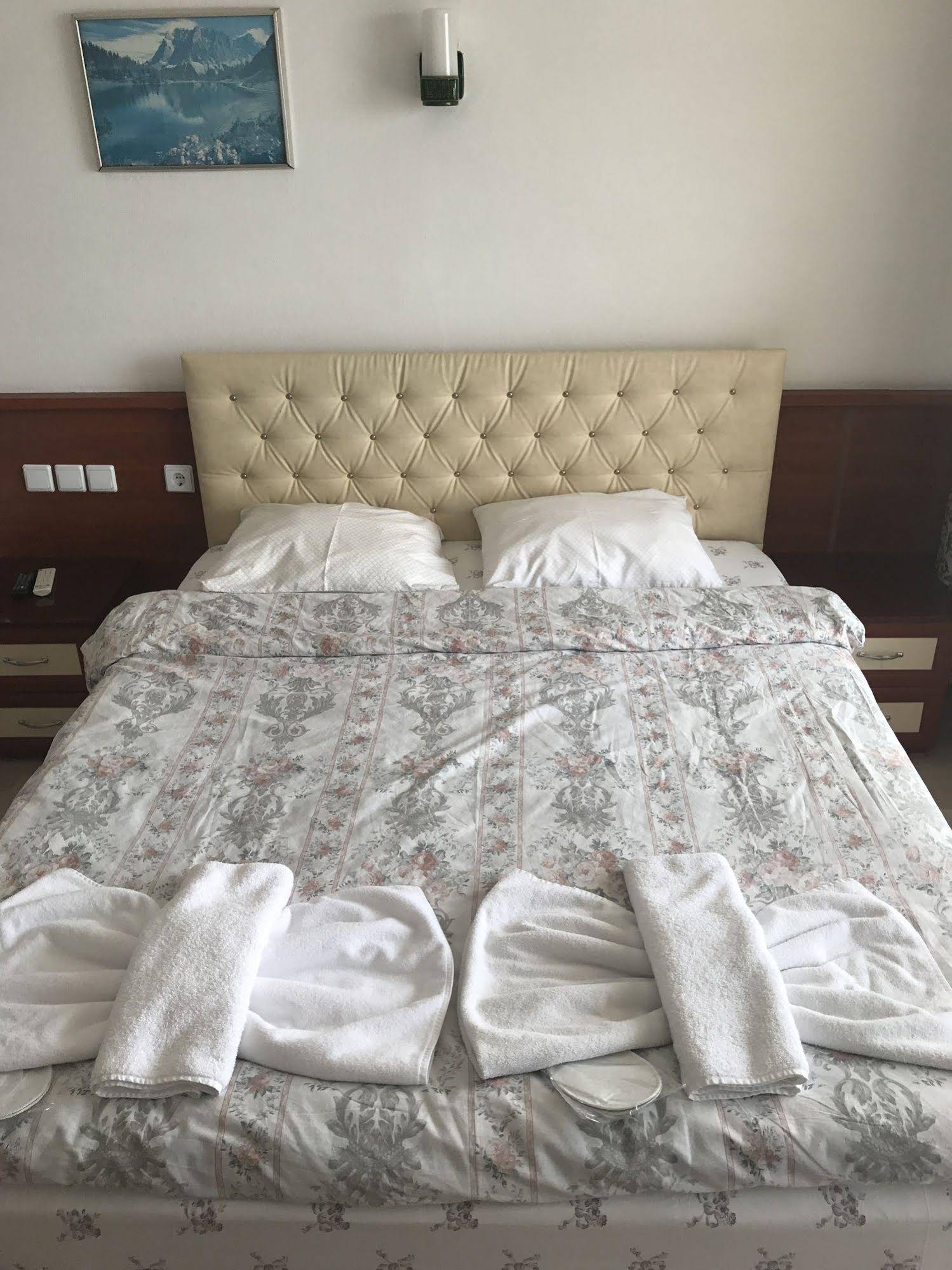 Ozsoy Hotel Akcay