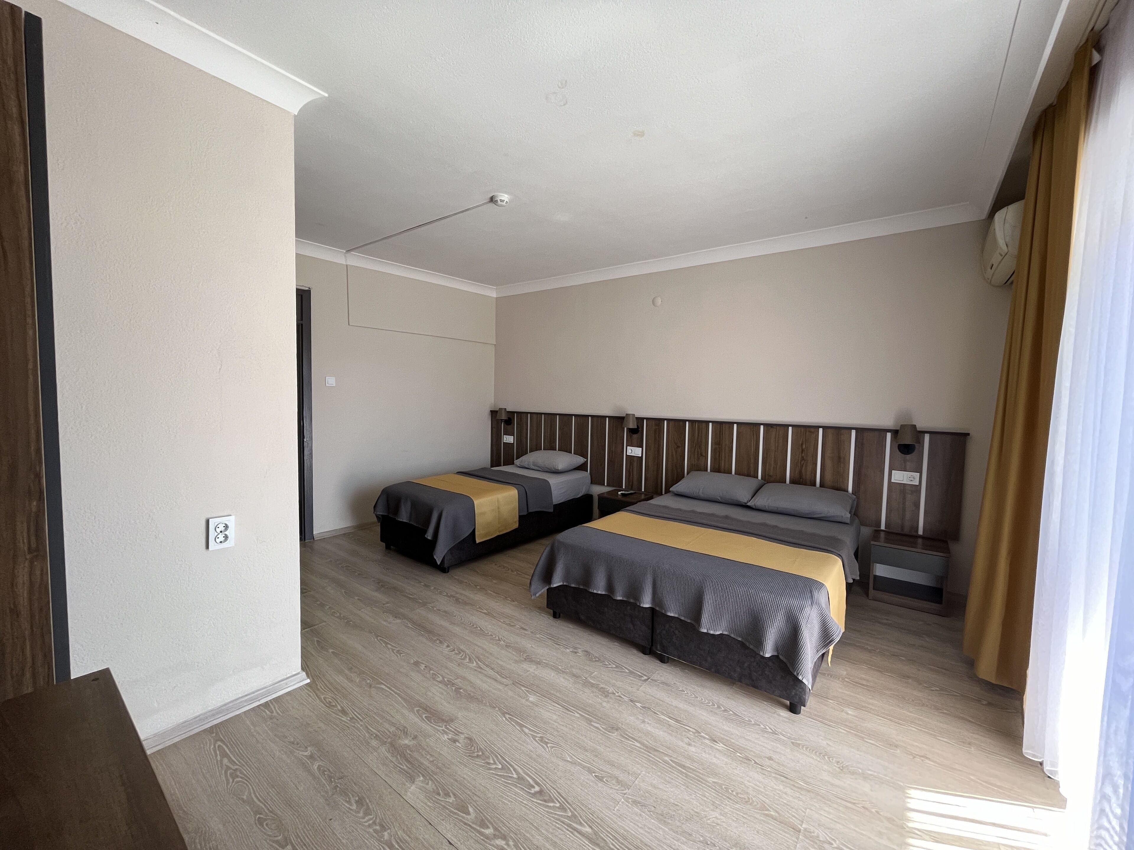 Cord Hotel & Resort