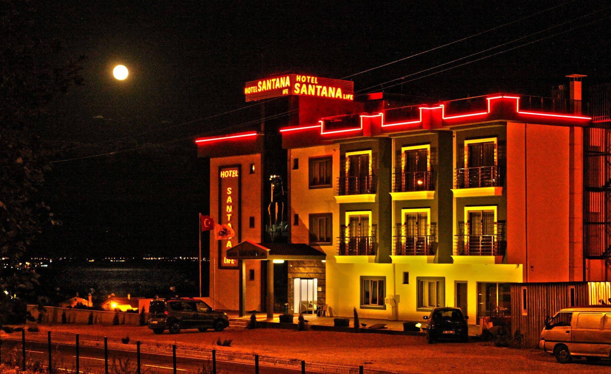 Santana Life Otel