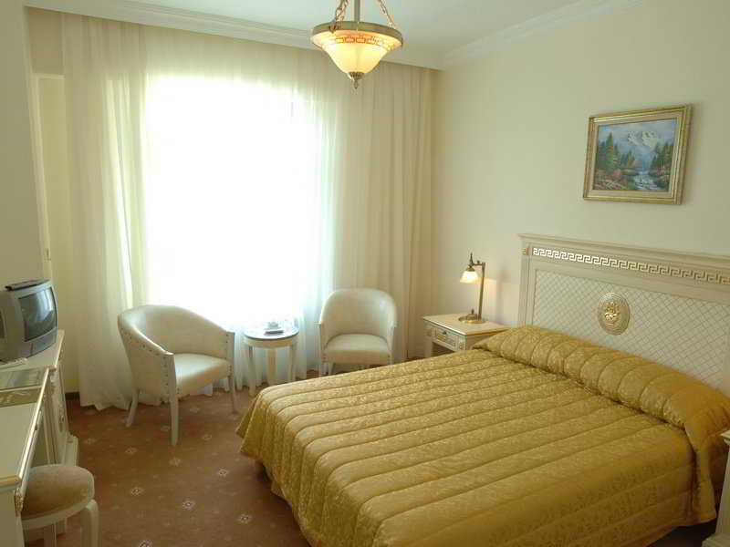 Gure Saruhan Termal Hotel