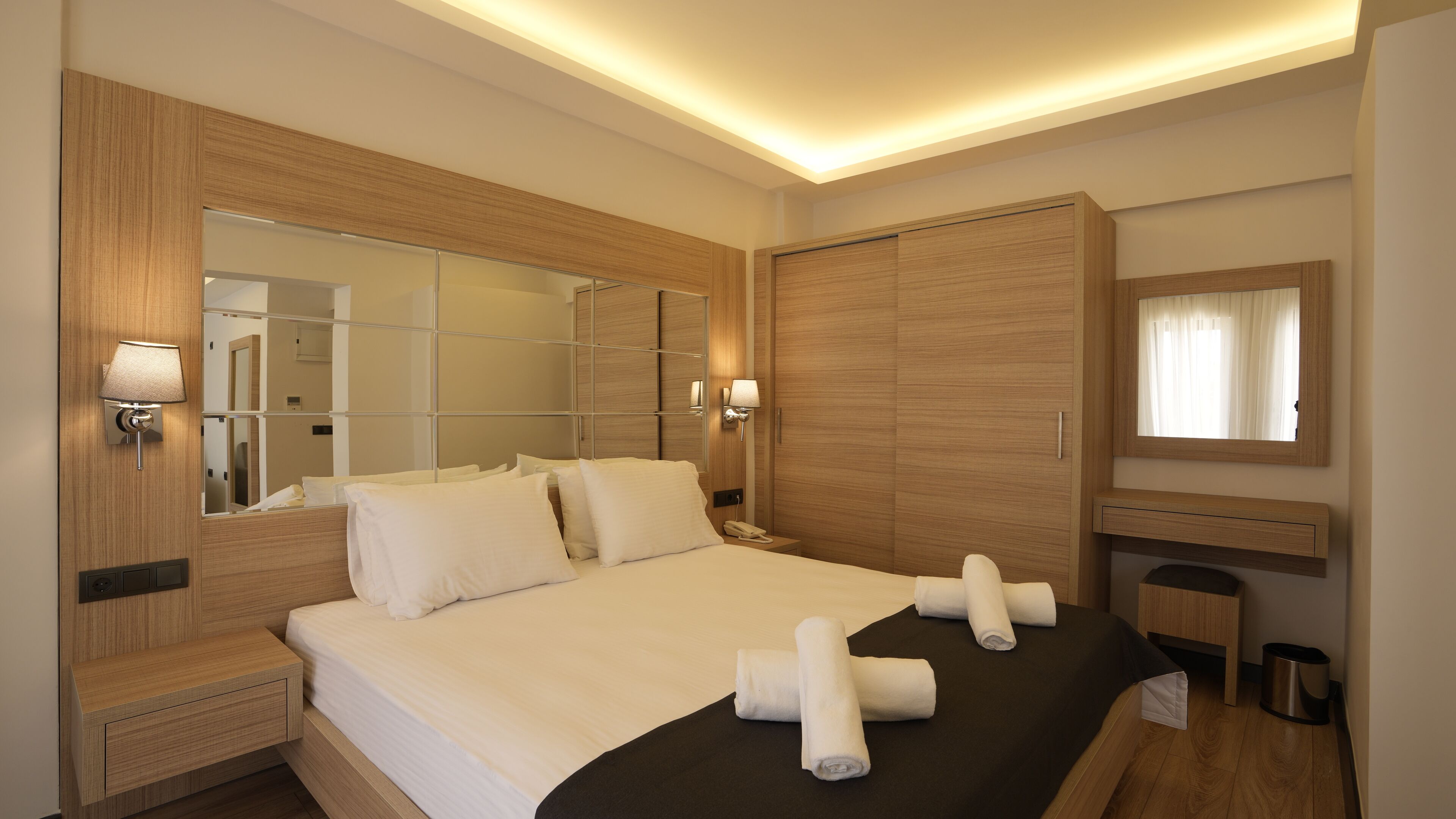 Alesta Seaside Residence