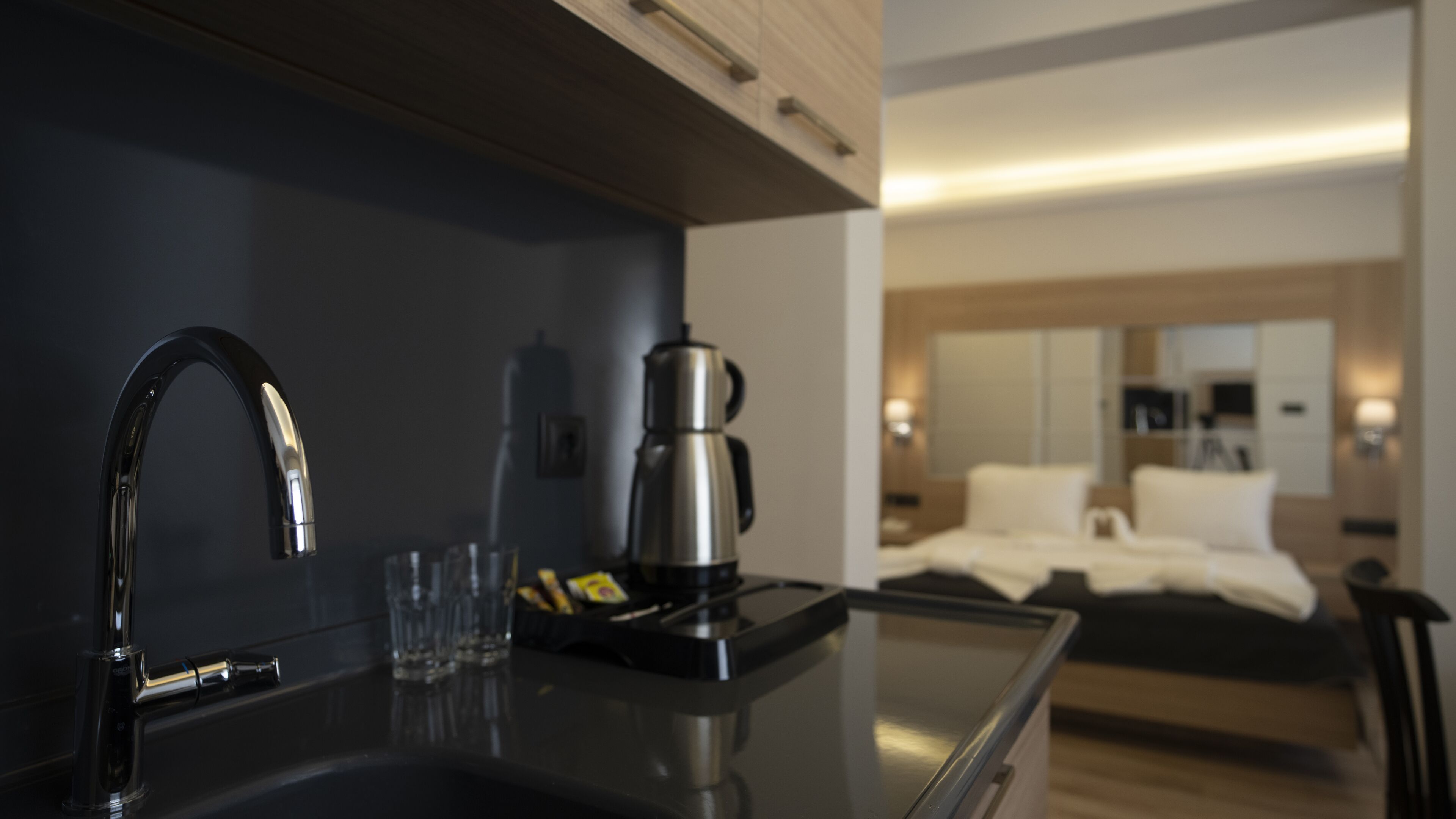 Alesta Seaside Residence
