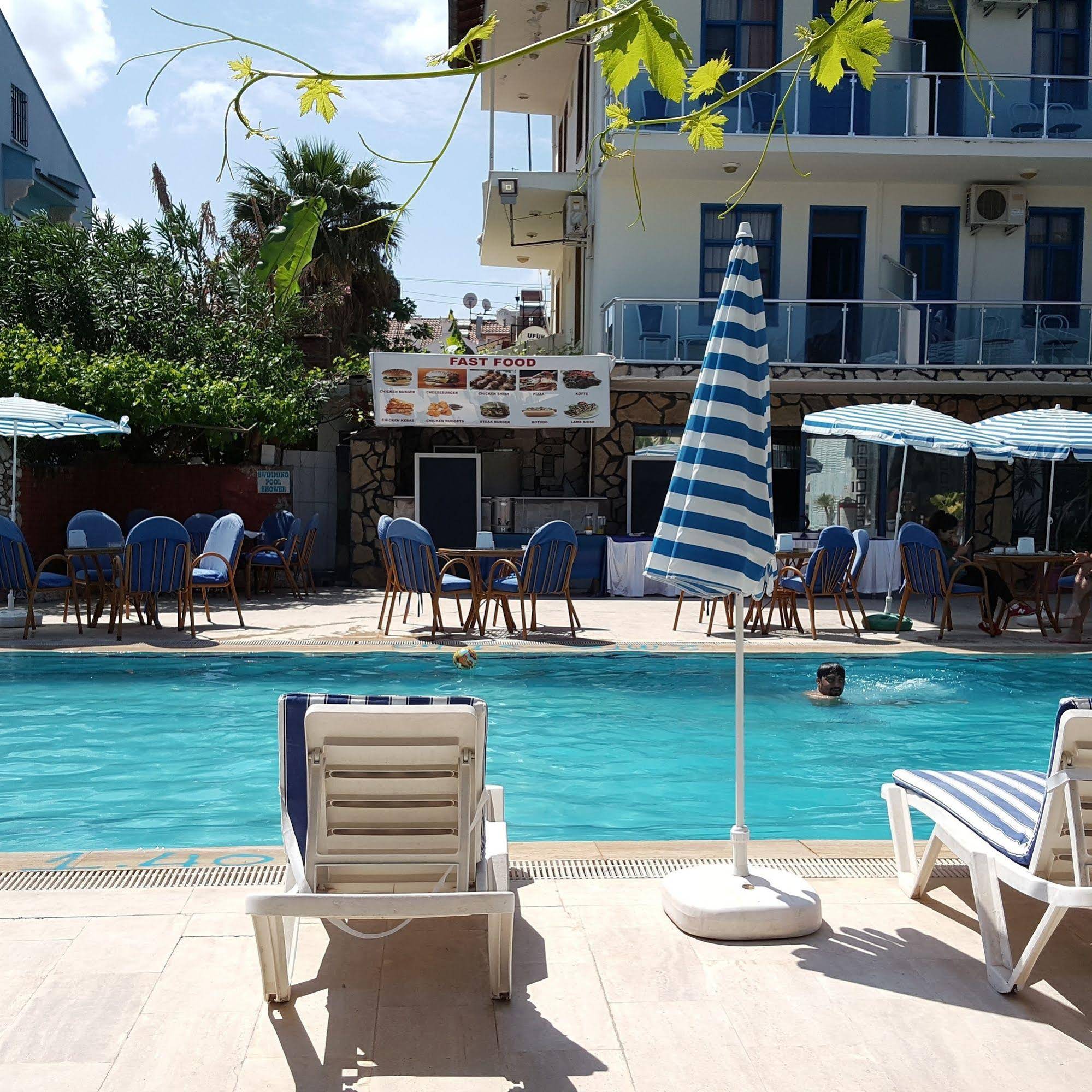 Garden Alis Hotel