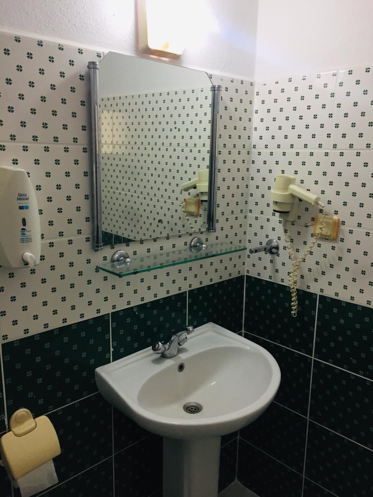 Alper Hotel
