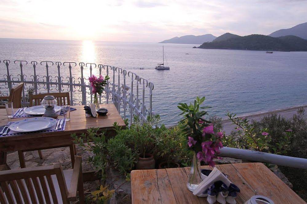 Beyaz Yunus Hotel