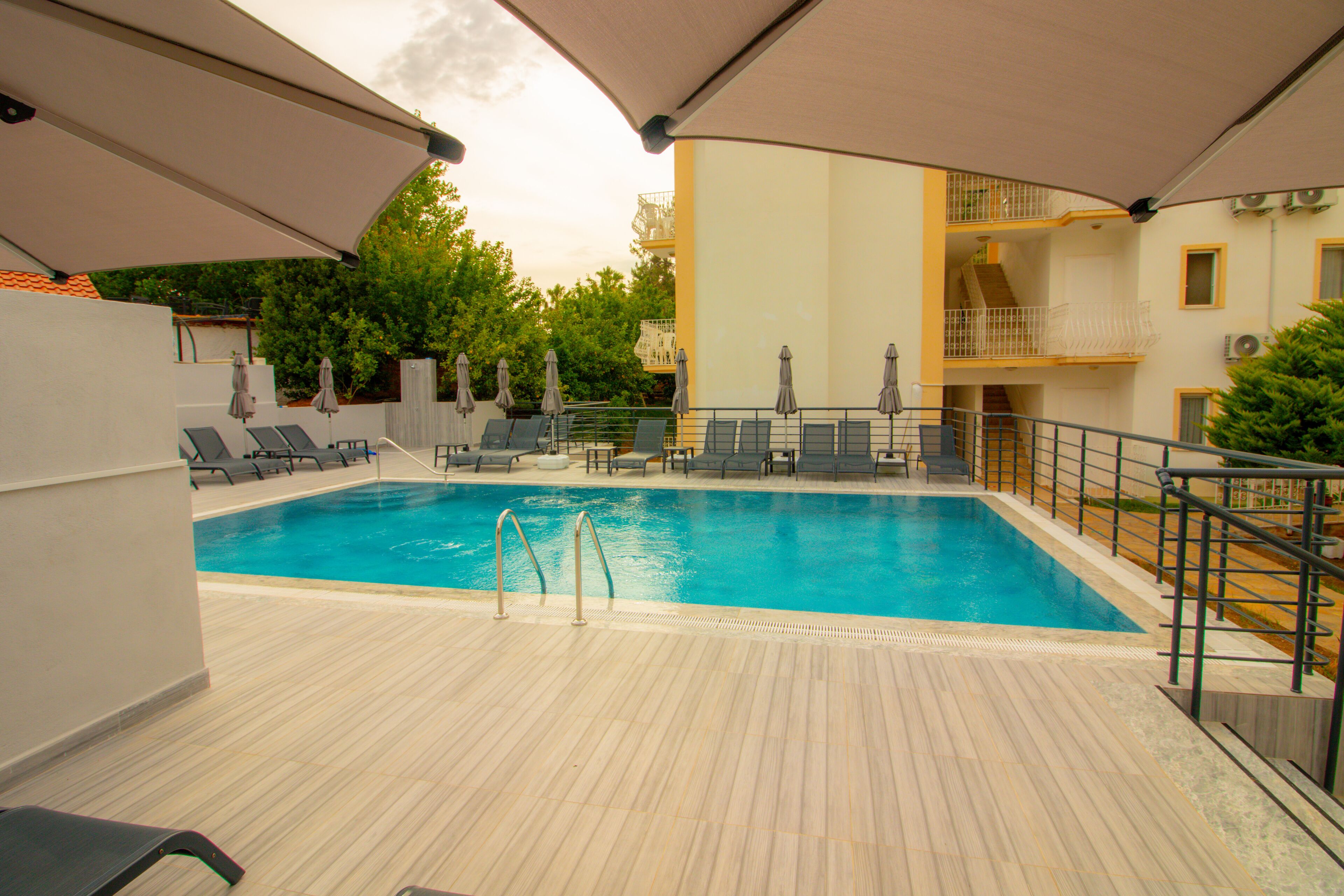 Celeste Hotel