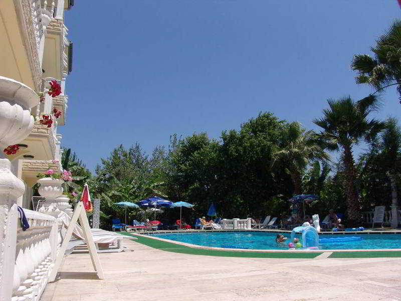 Cenk Bey Hotel