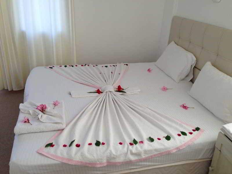 Club Dost Hotel