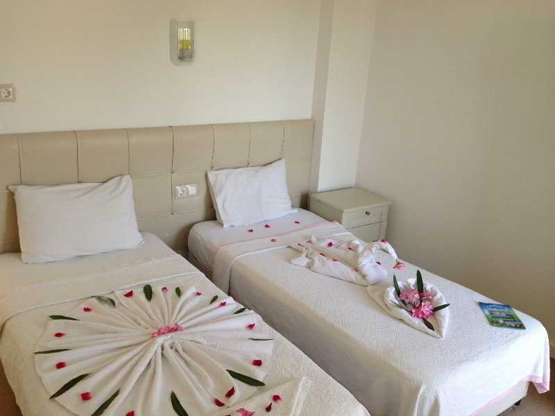 Club Dost Hotel