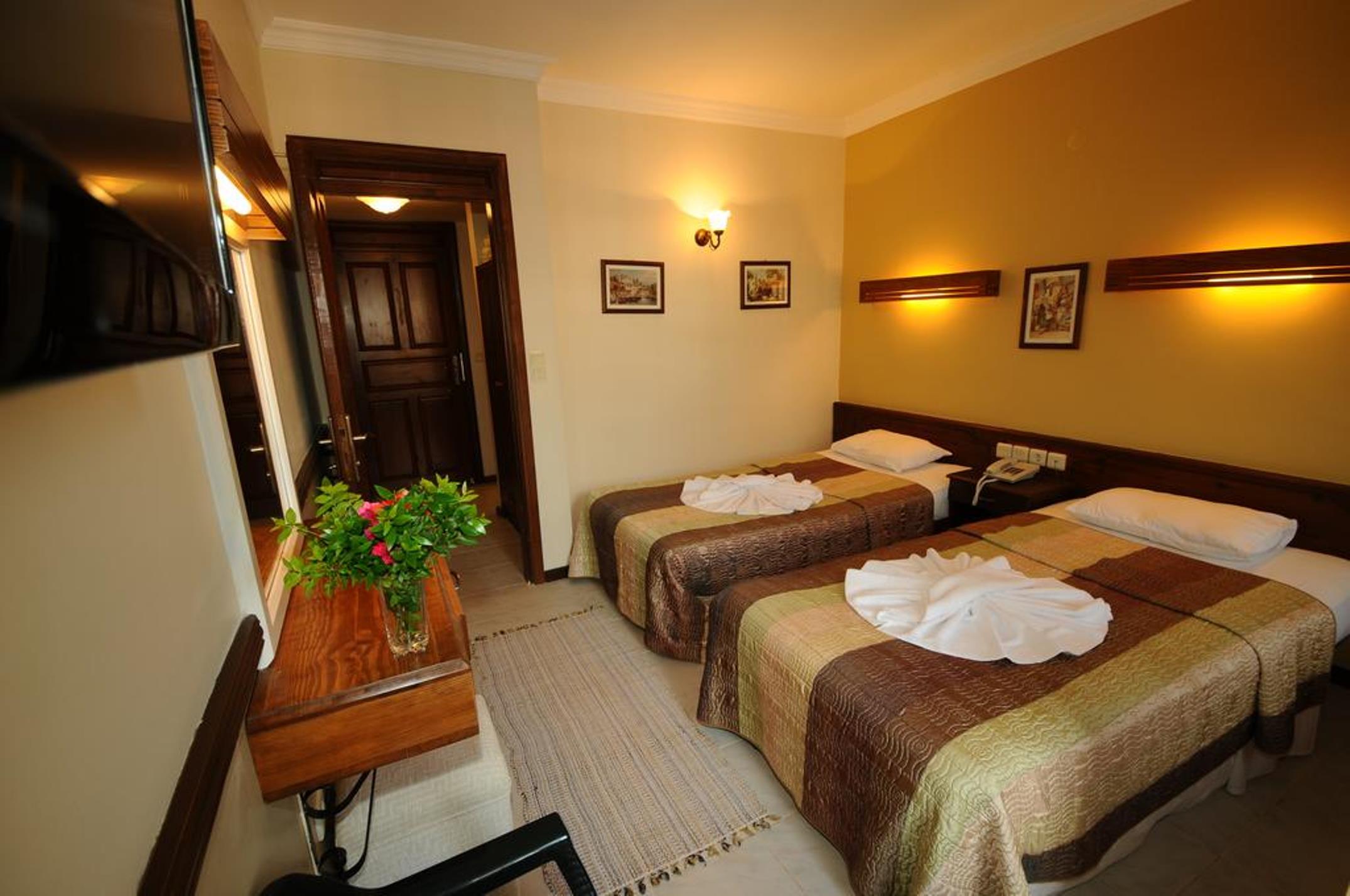 Hisar Holiday Club