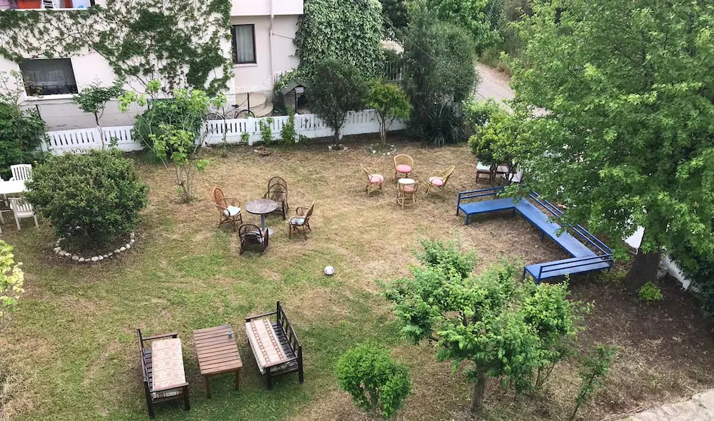 Hix Garden Apart Hotel