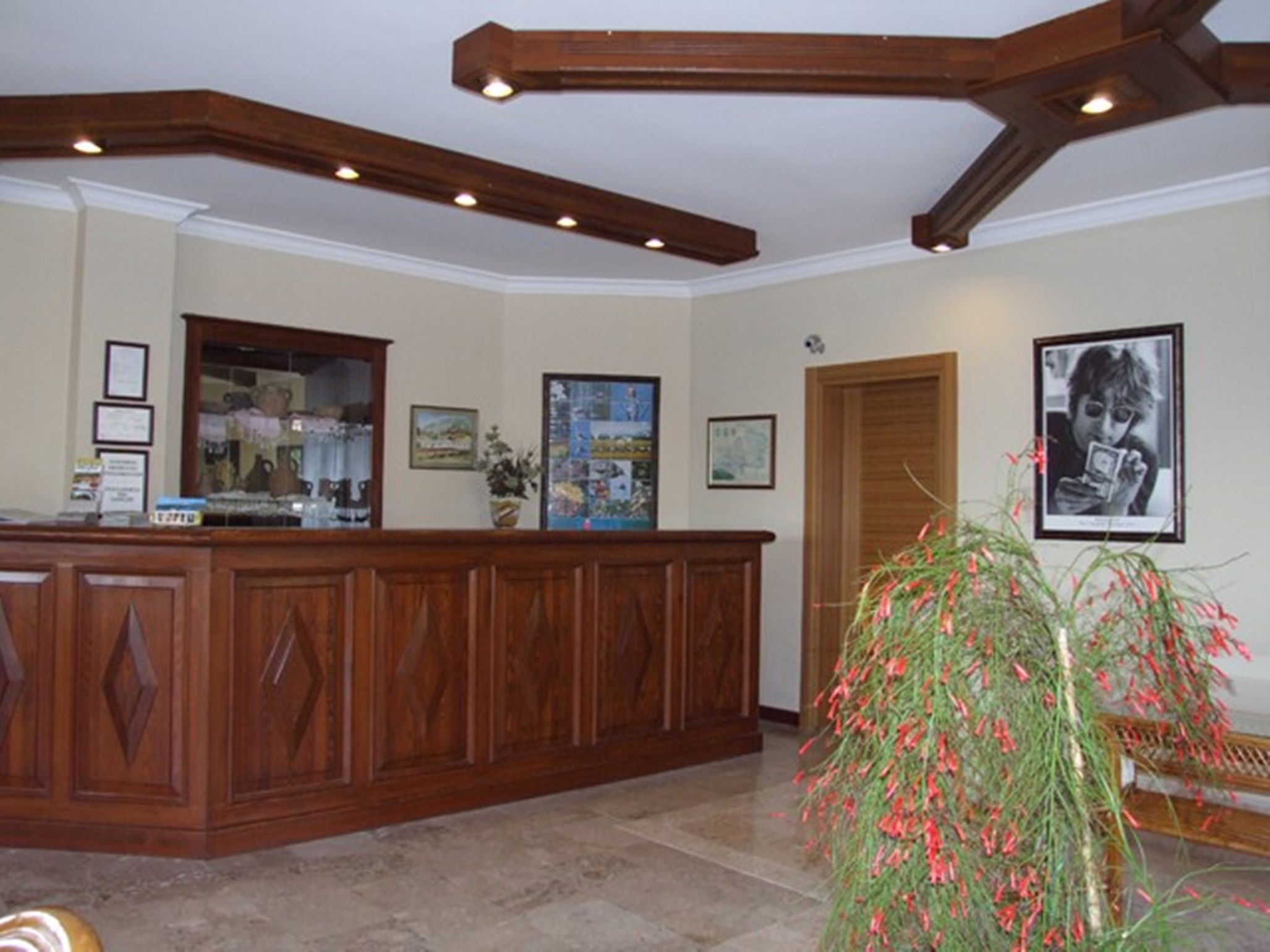 Leytur Hotel