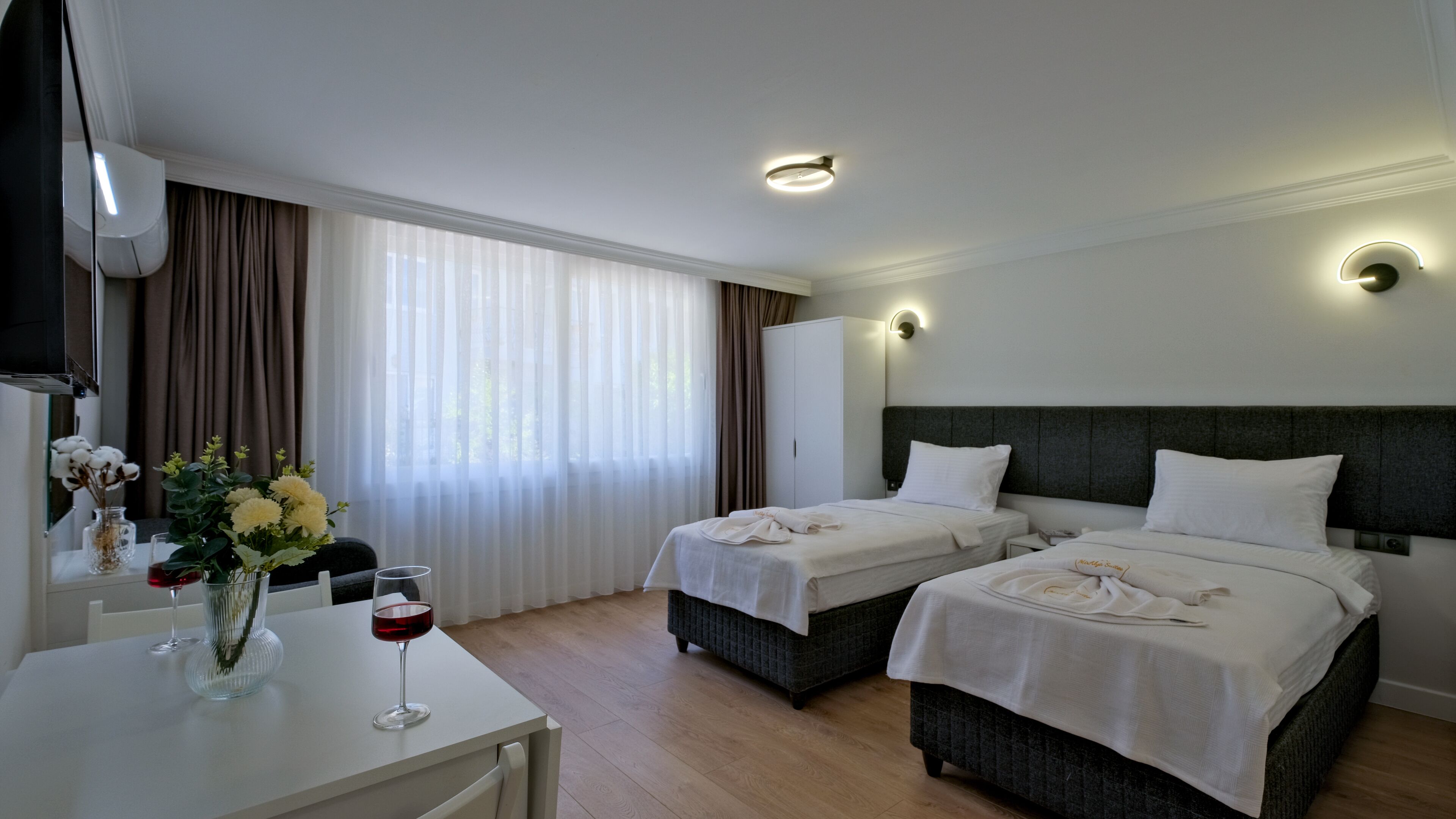 Miralya Suites