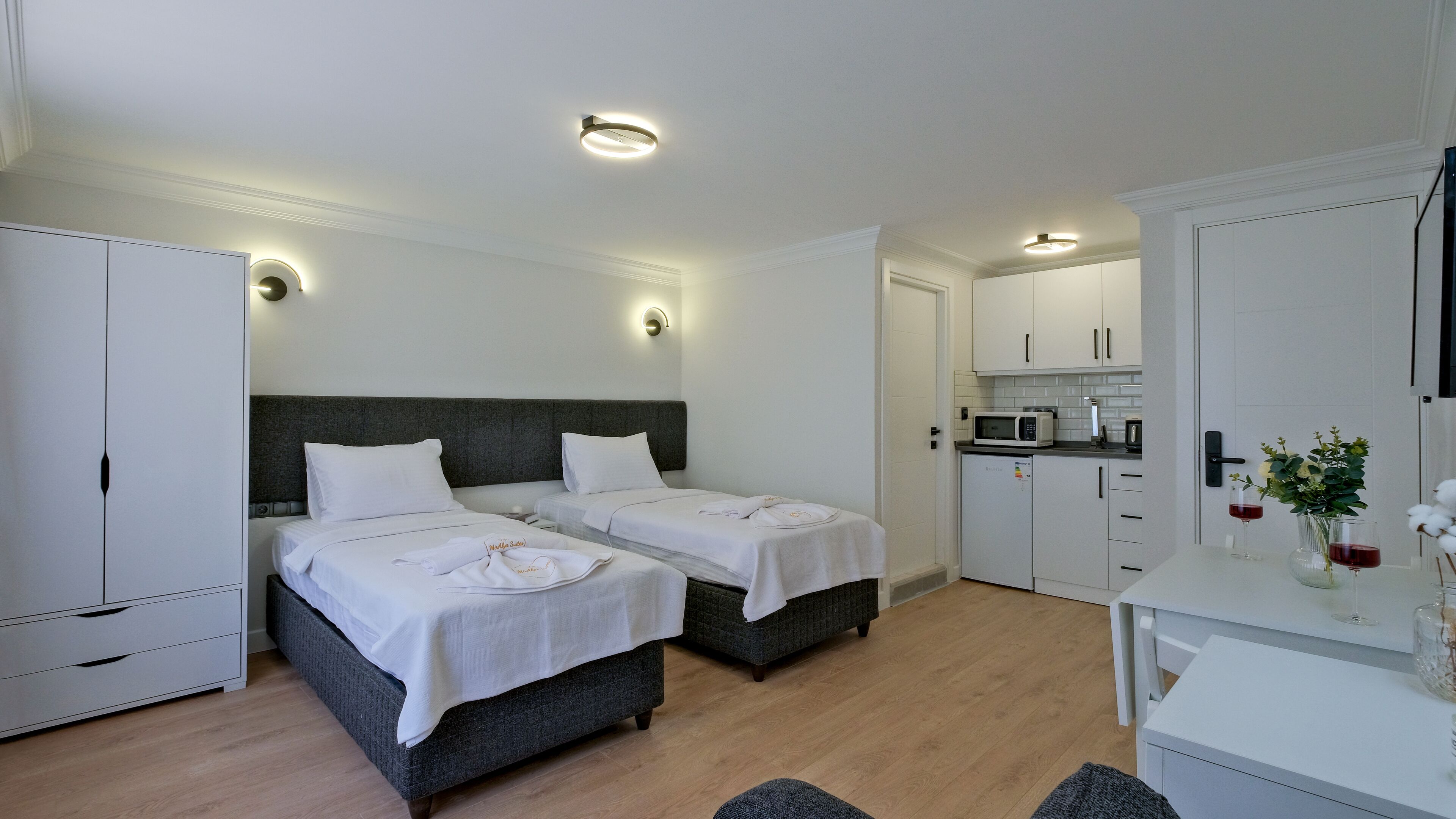 Miralya Suites