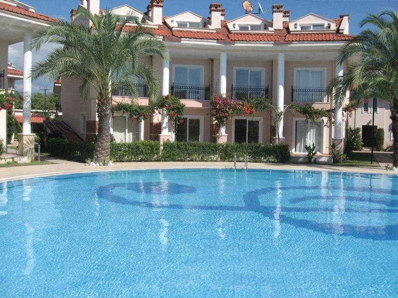 Oasis Holiday Residence & Villas