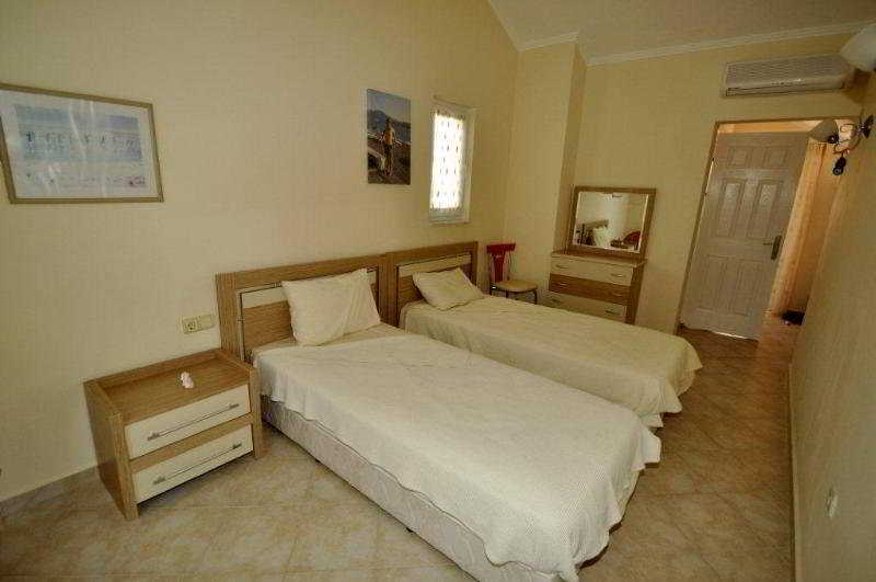 Oasis Holiday Residence & Villas