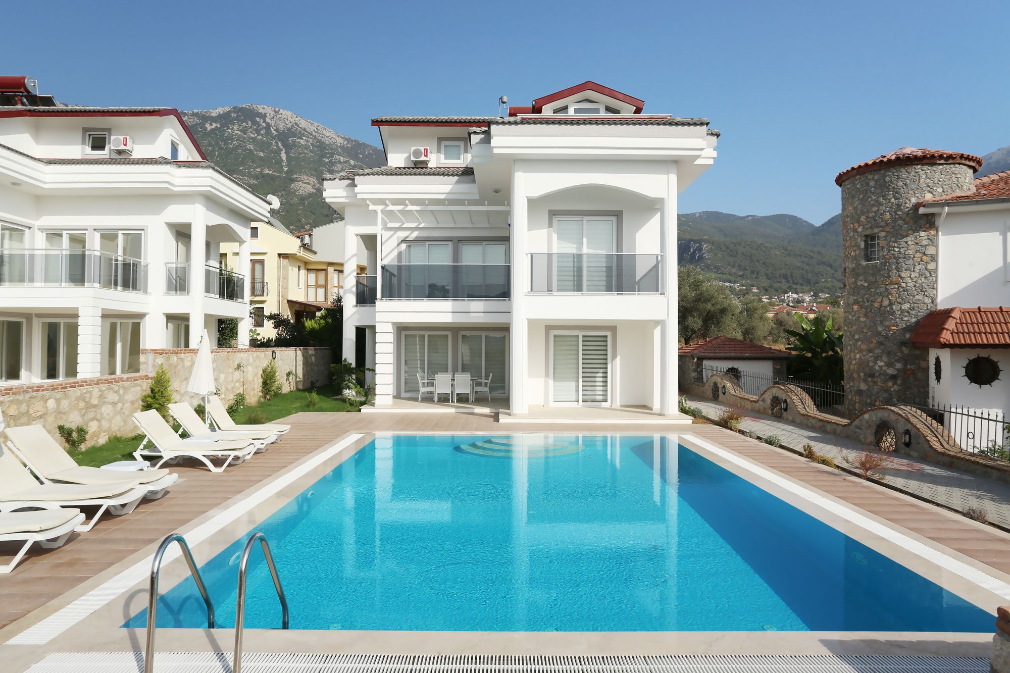 Orka Twin Villas