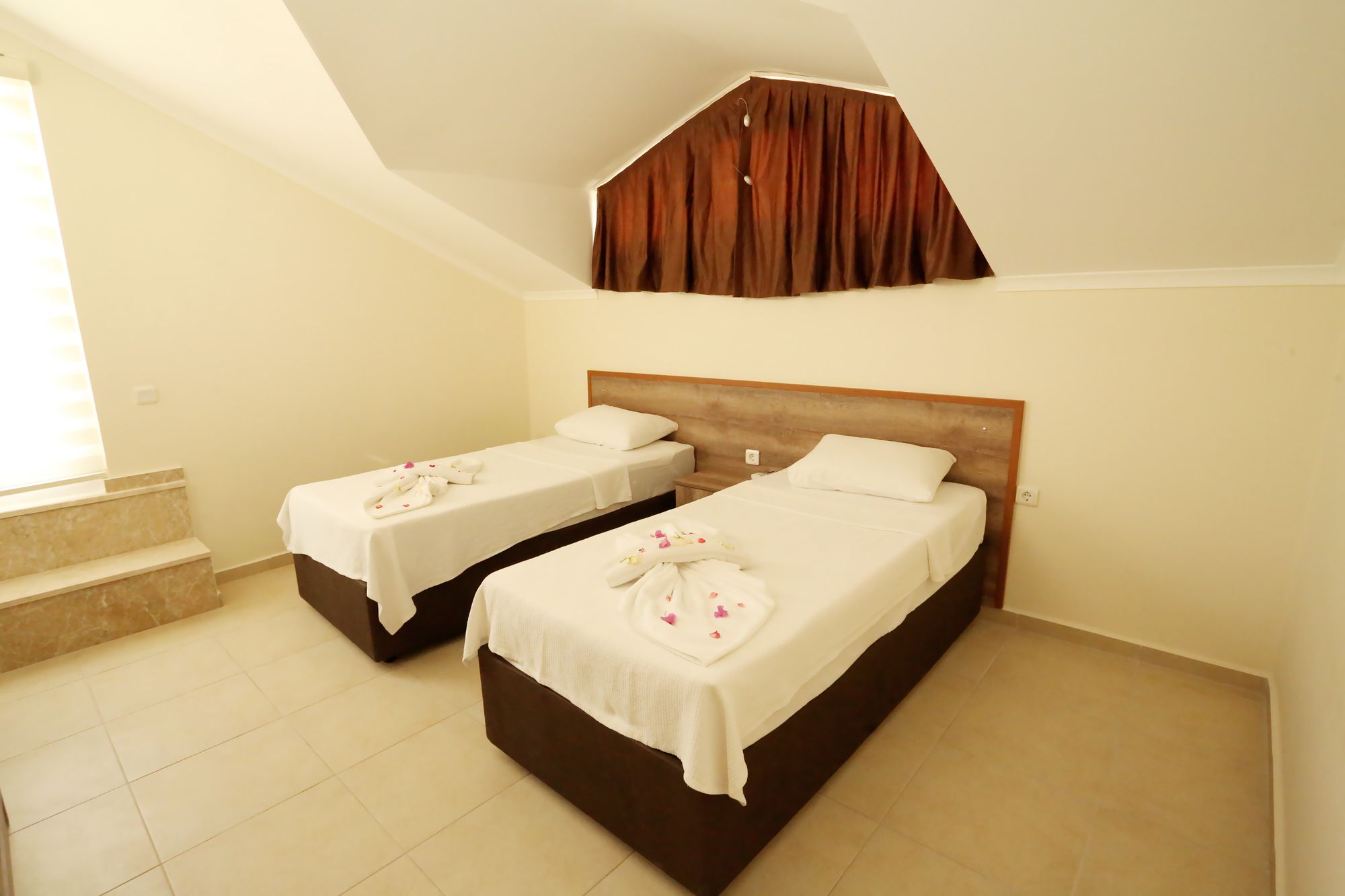 Orka Twin Villas