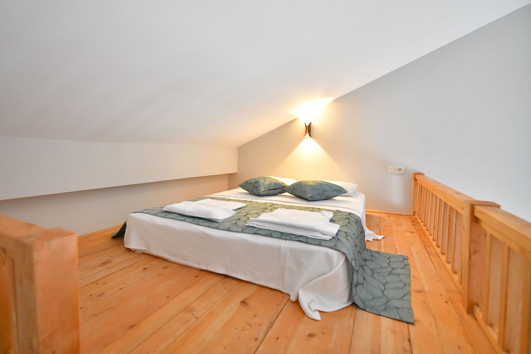 Red Moon Suites