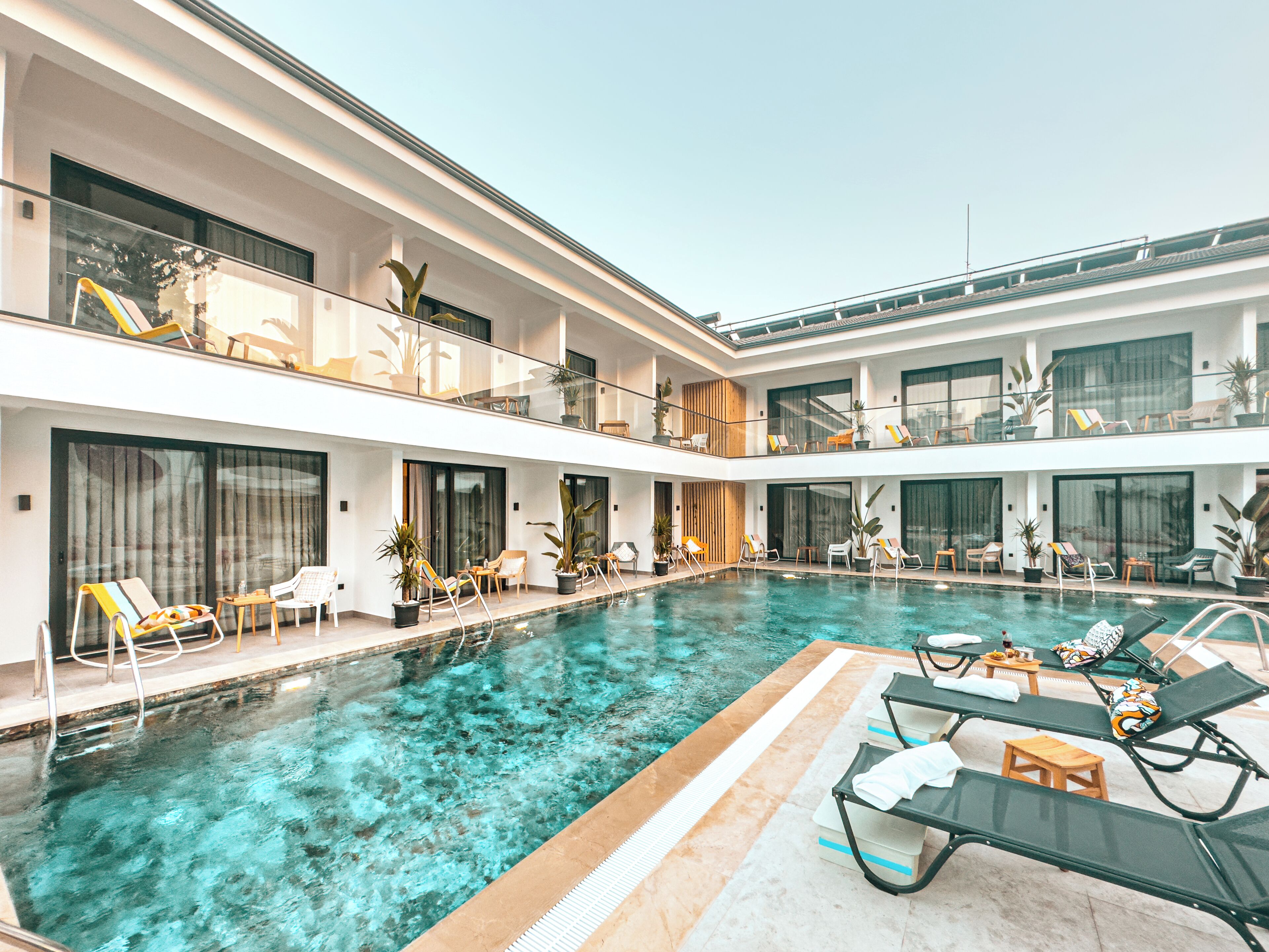 S-Cape Hotel