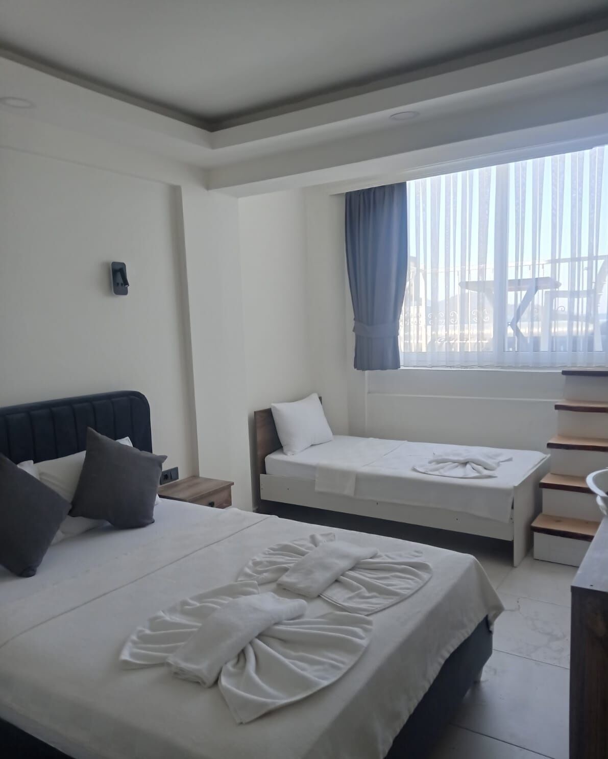 Sea Door Hotel
